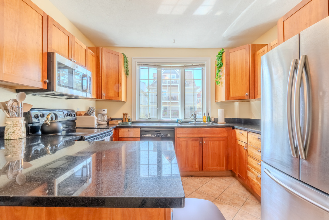 Photos of apartment on Albion,Somerville MA 02143