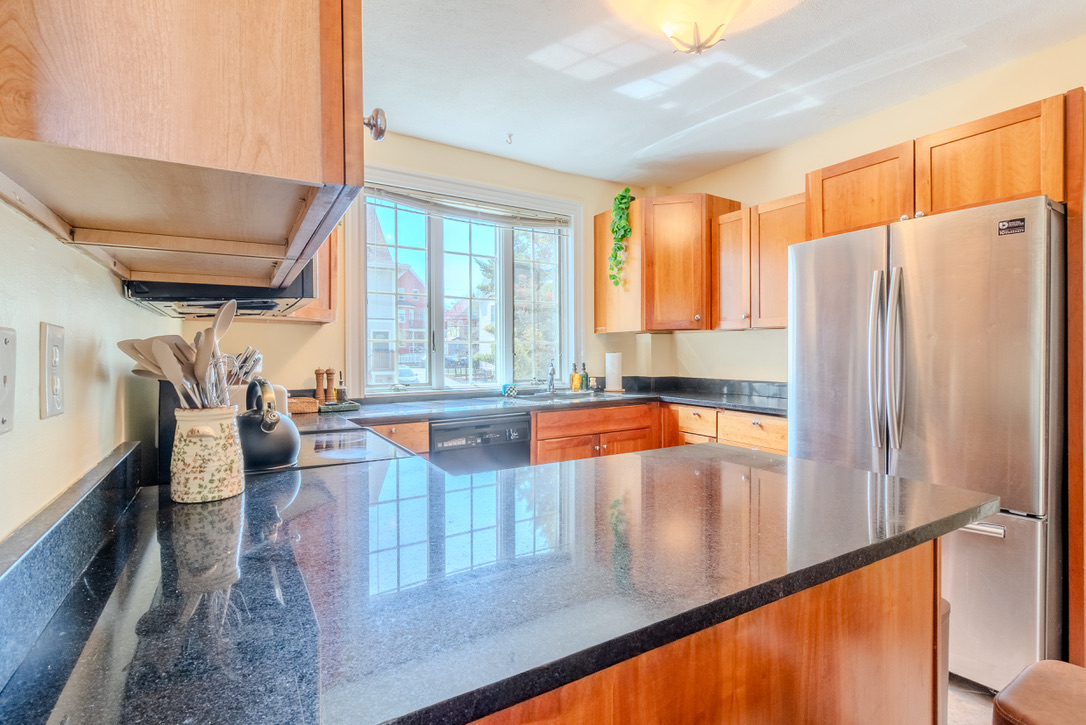 Photos of apartment on Albion,Somerville MA 02143