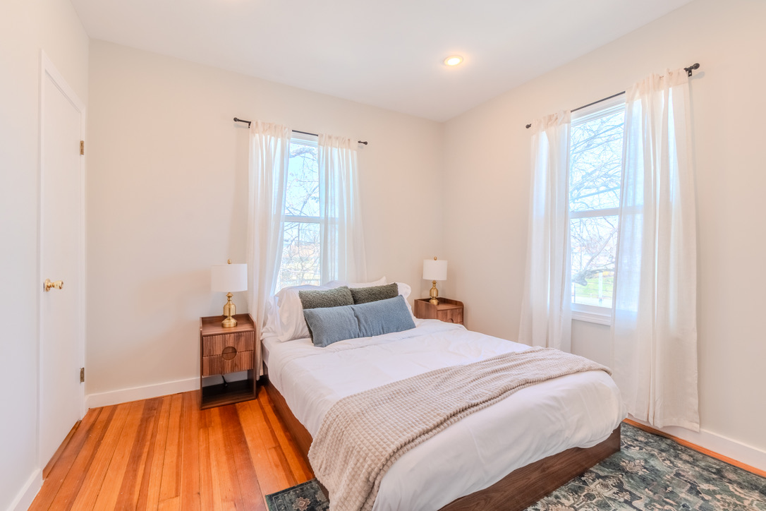 Photos of apartment on Albion,Somerville MA 02143