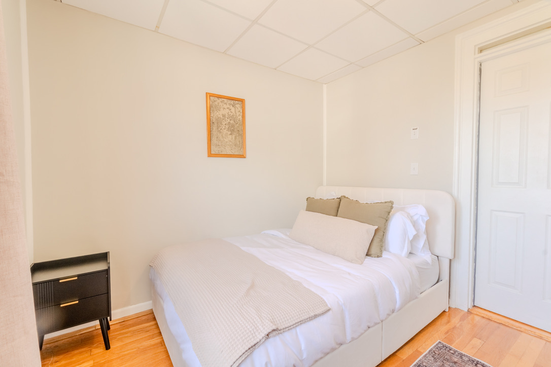 Photos of apartment on Albion,Somerville MA 02143