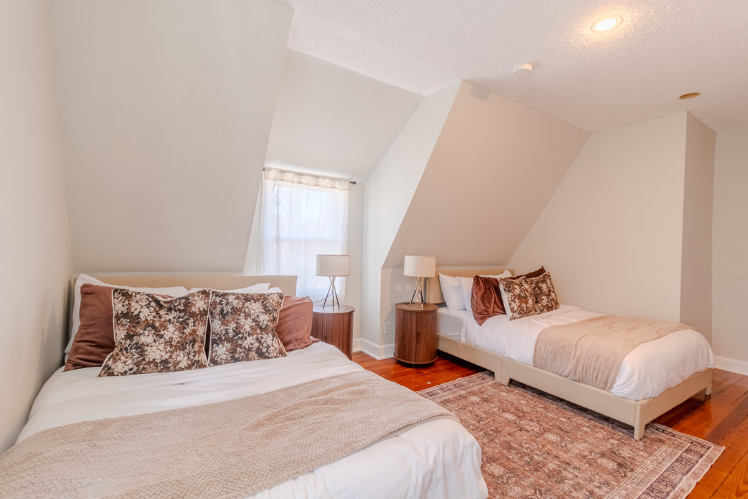 Photos of apartment on Albion,Somerville MA 02143