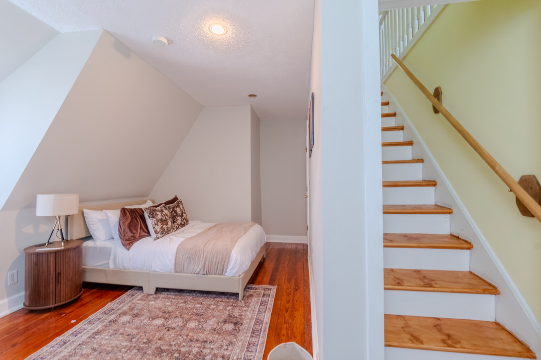 Photos of apartment on Albion,Somerville MA 02143
