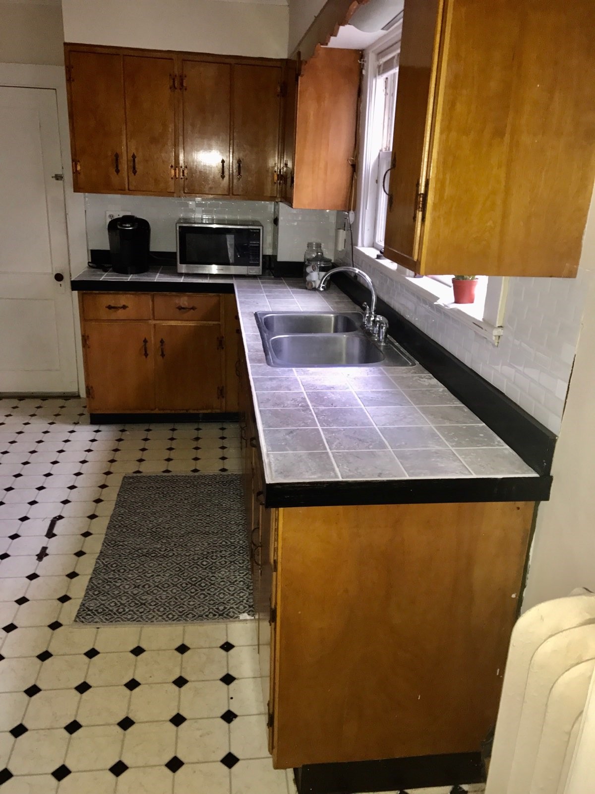 171 Hillside St, Mission Hill