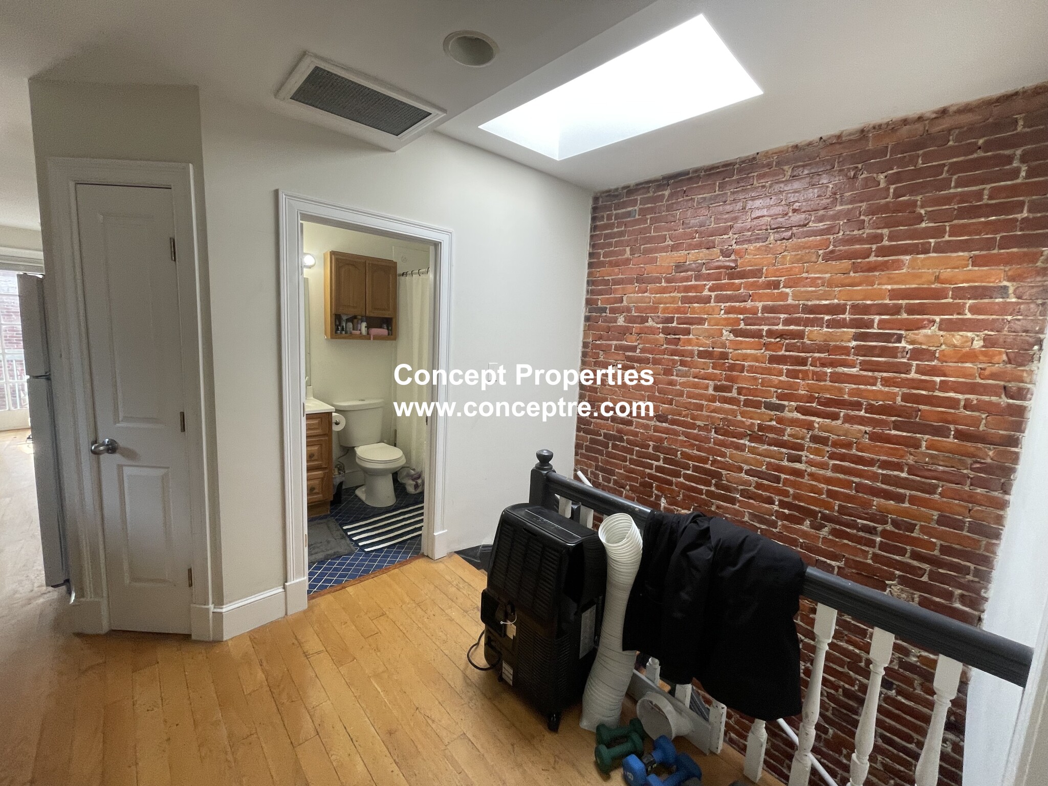 836 Huntington Ave, Mission Hill