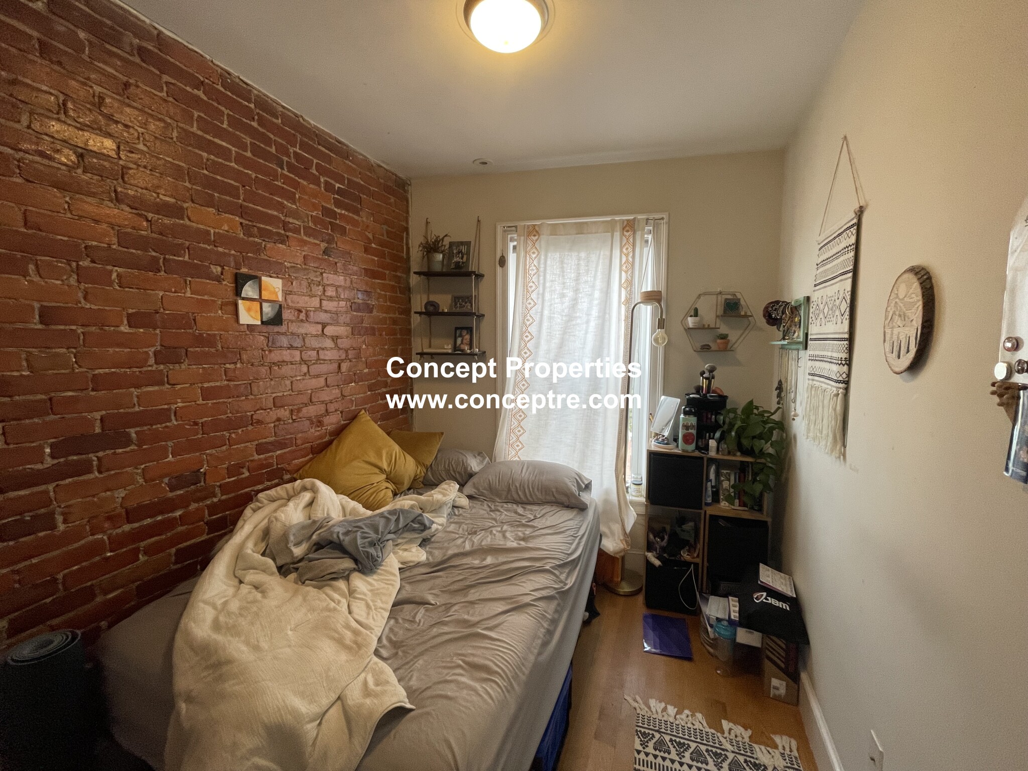 836 Huntington Ave, Mission Hill