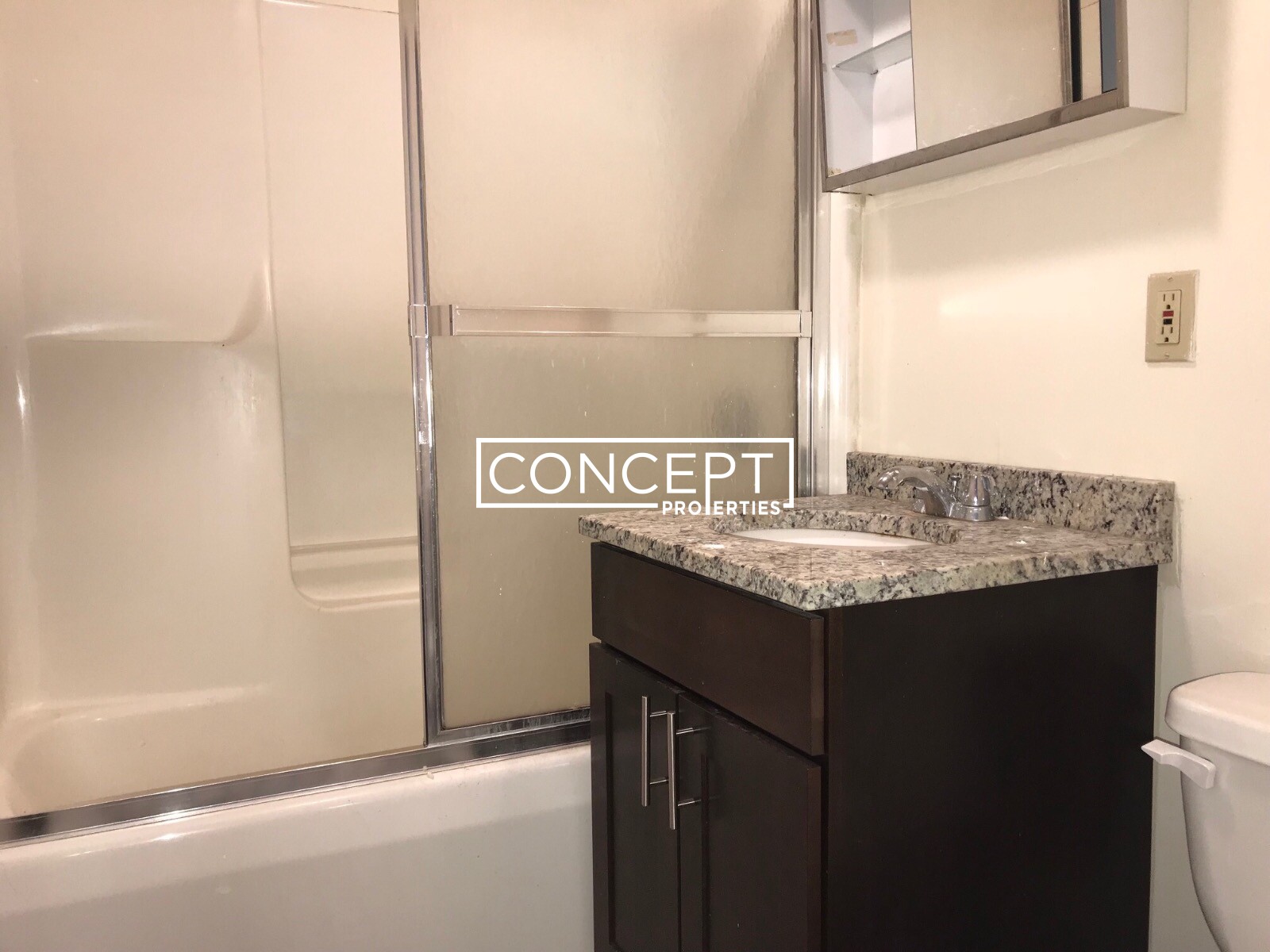 81.1 Essex St, Chinatown