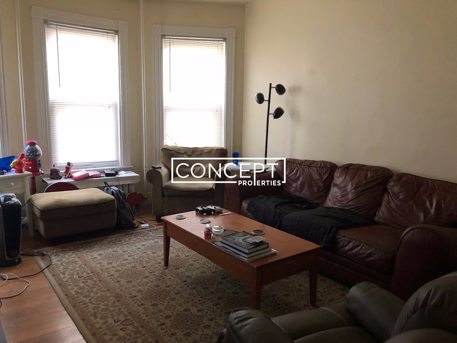 75 Hillside St, Mission Hill