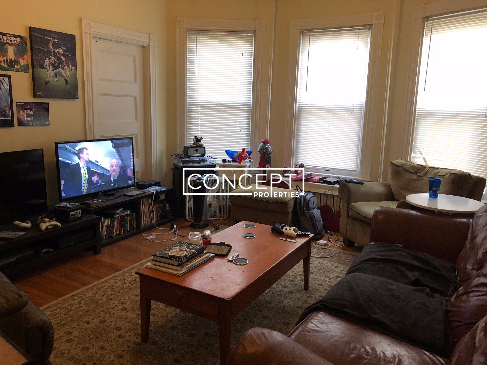 75 Hillside St, Mission Hill