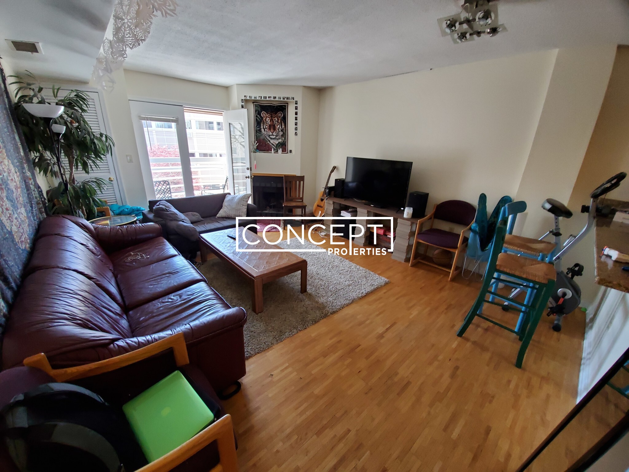 345 Franklin St, Central Square