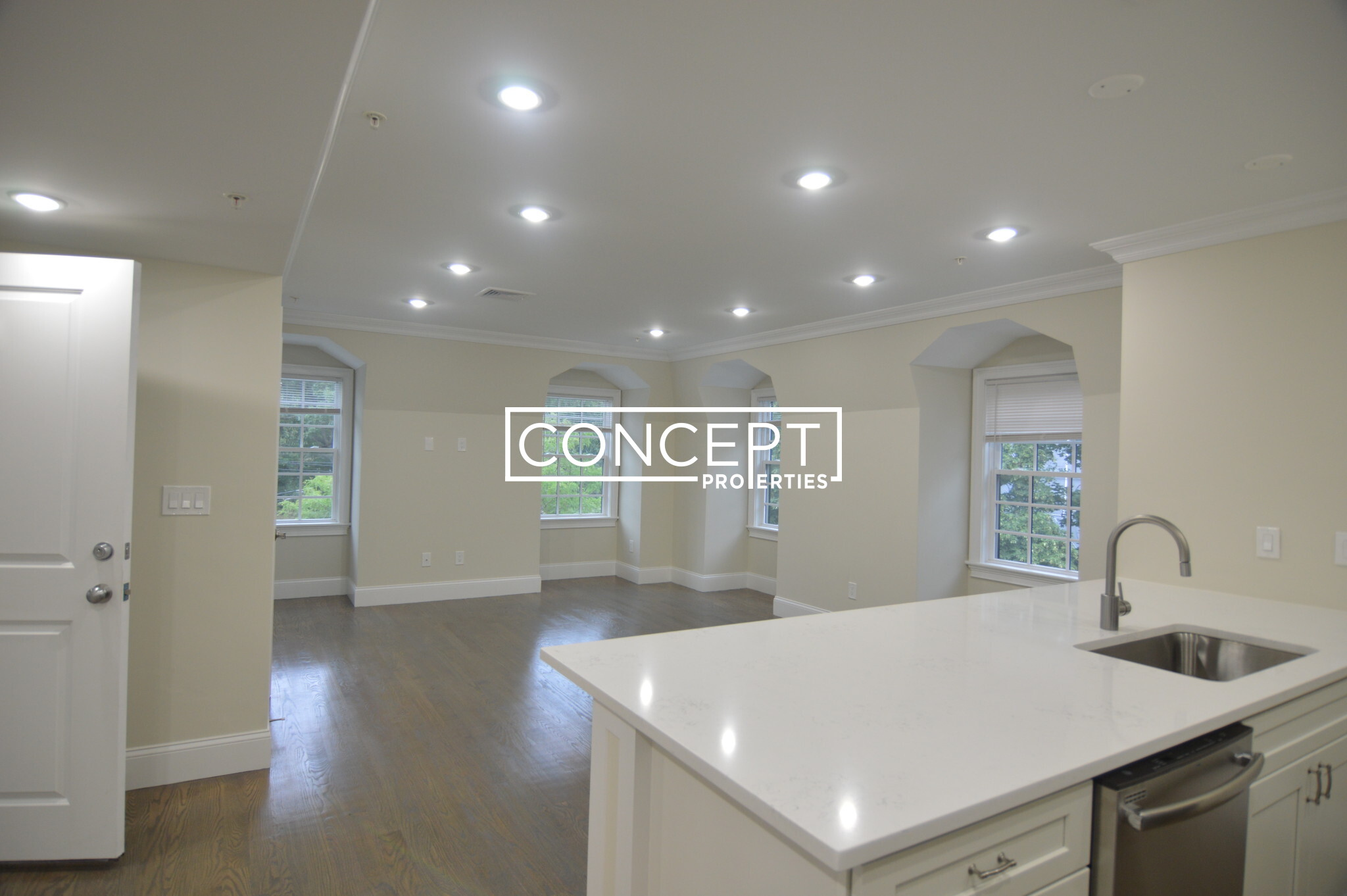 56 Cedar St, Roxbury