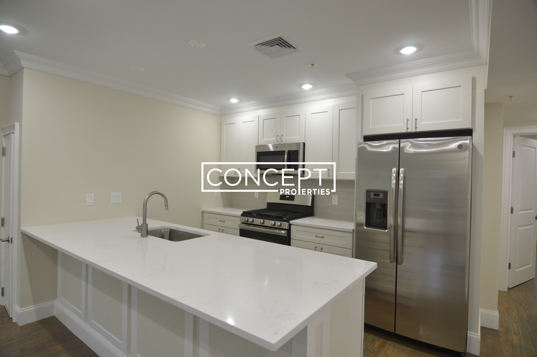 56 Cedar St, Roxbury