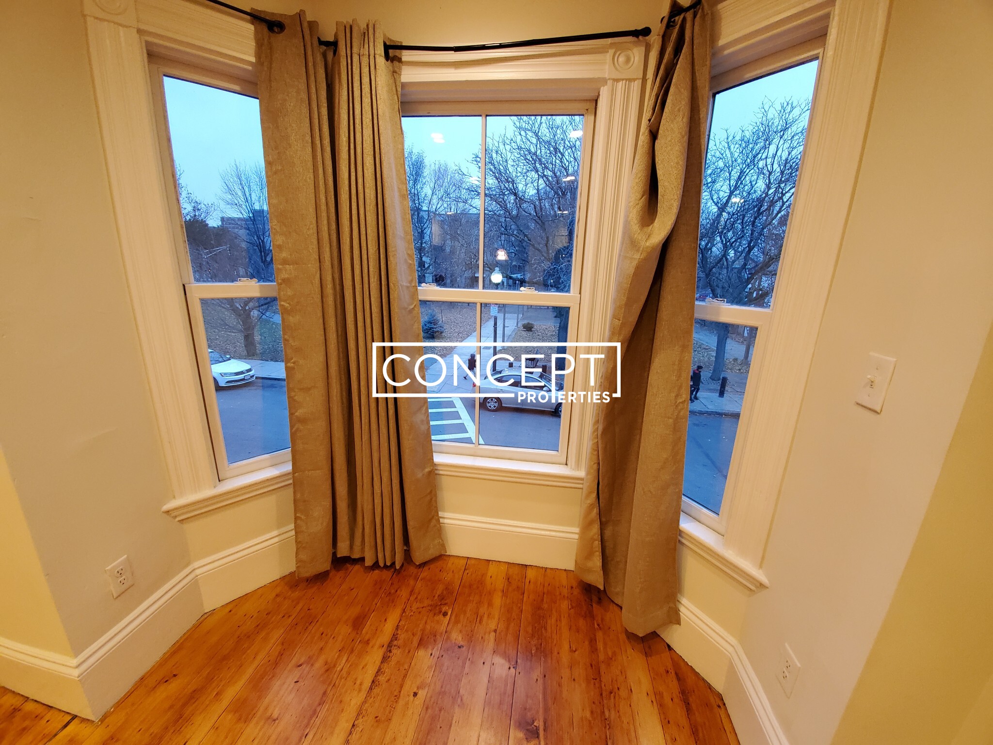 85 Windsor St, Roxbury