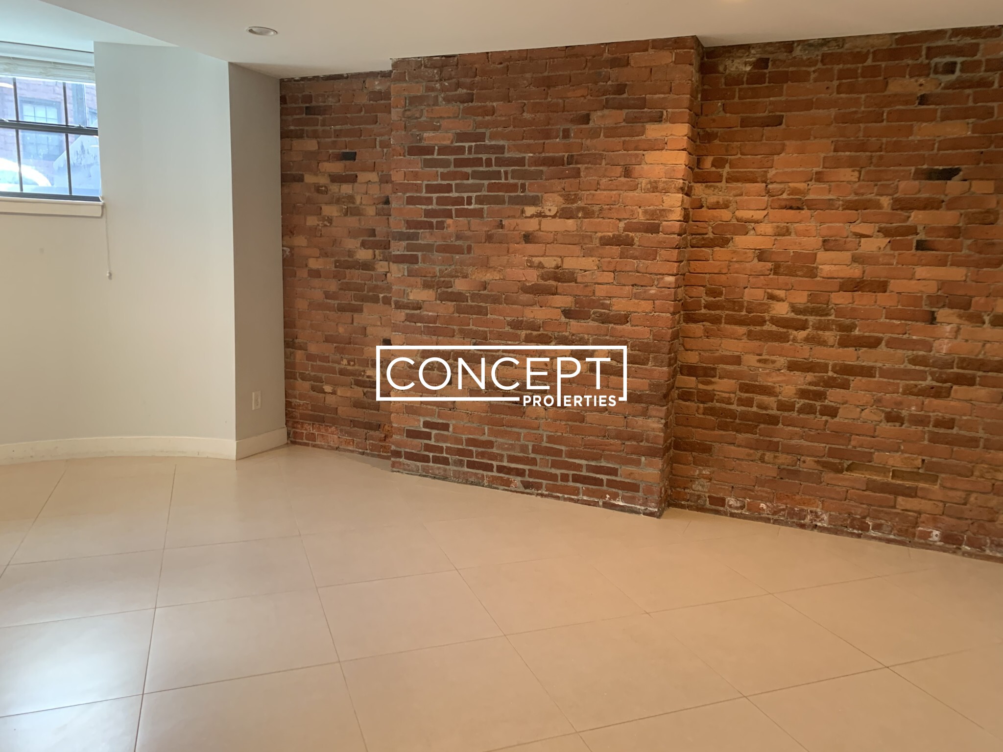 173 Saint Botolph St, South End