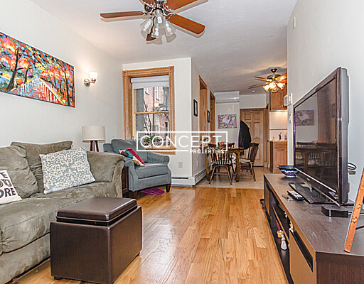 5 Phillips, Beacon Hill