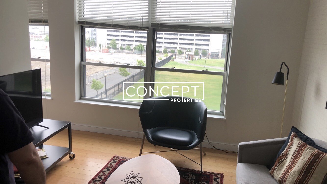 601 Albany St, South End