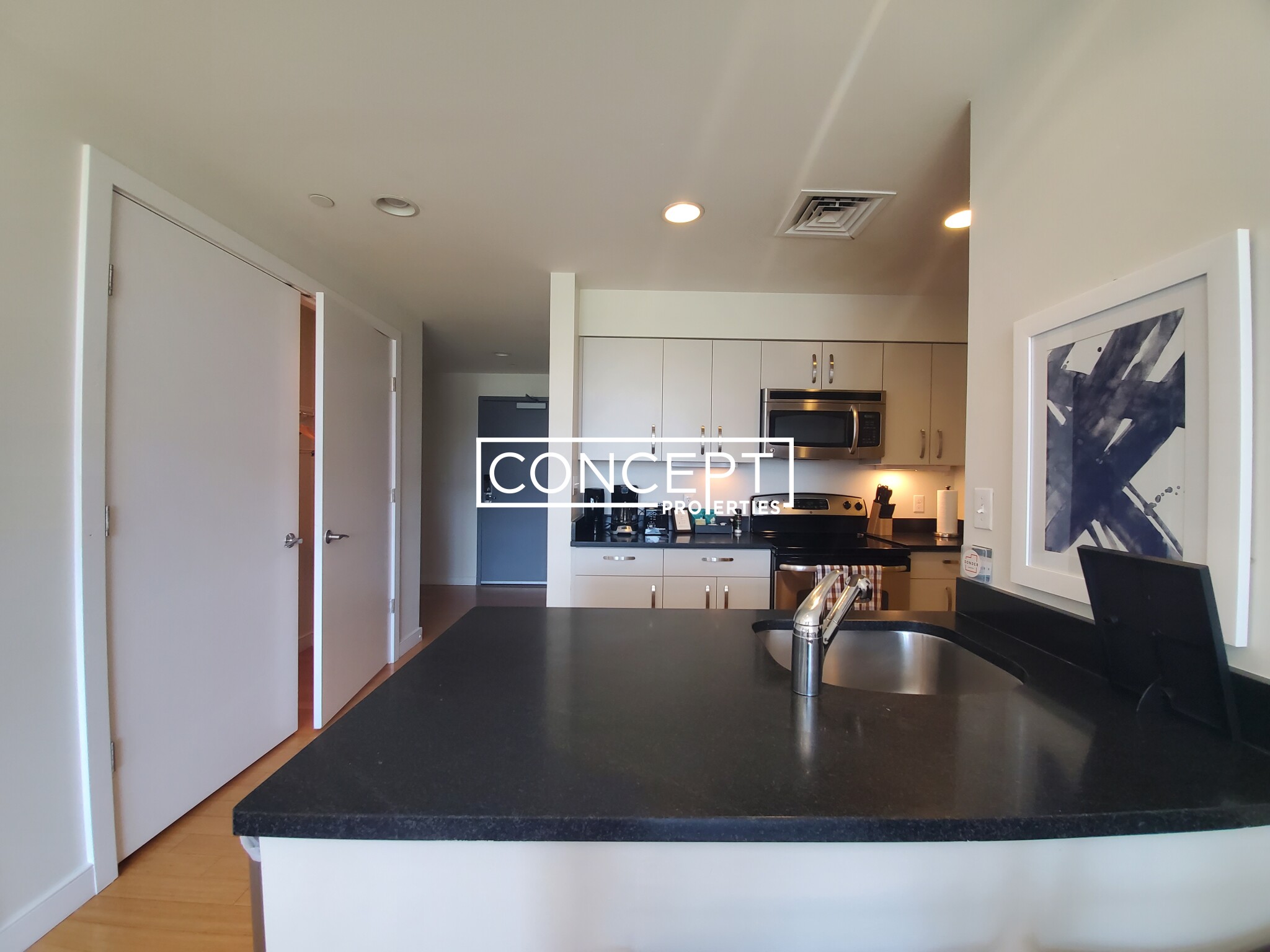 601 Albany St, South End