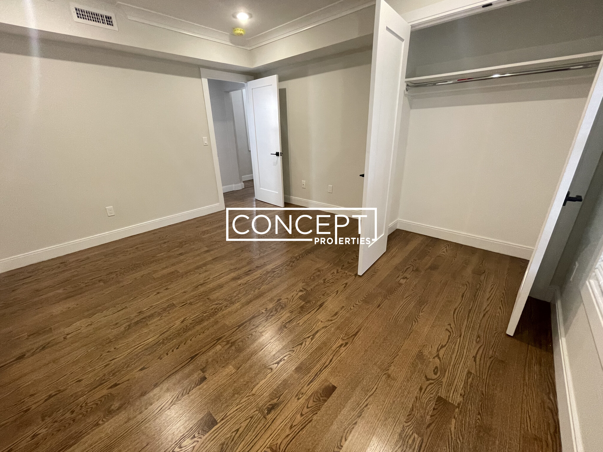 49 Alpine St, Roxbury