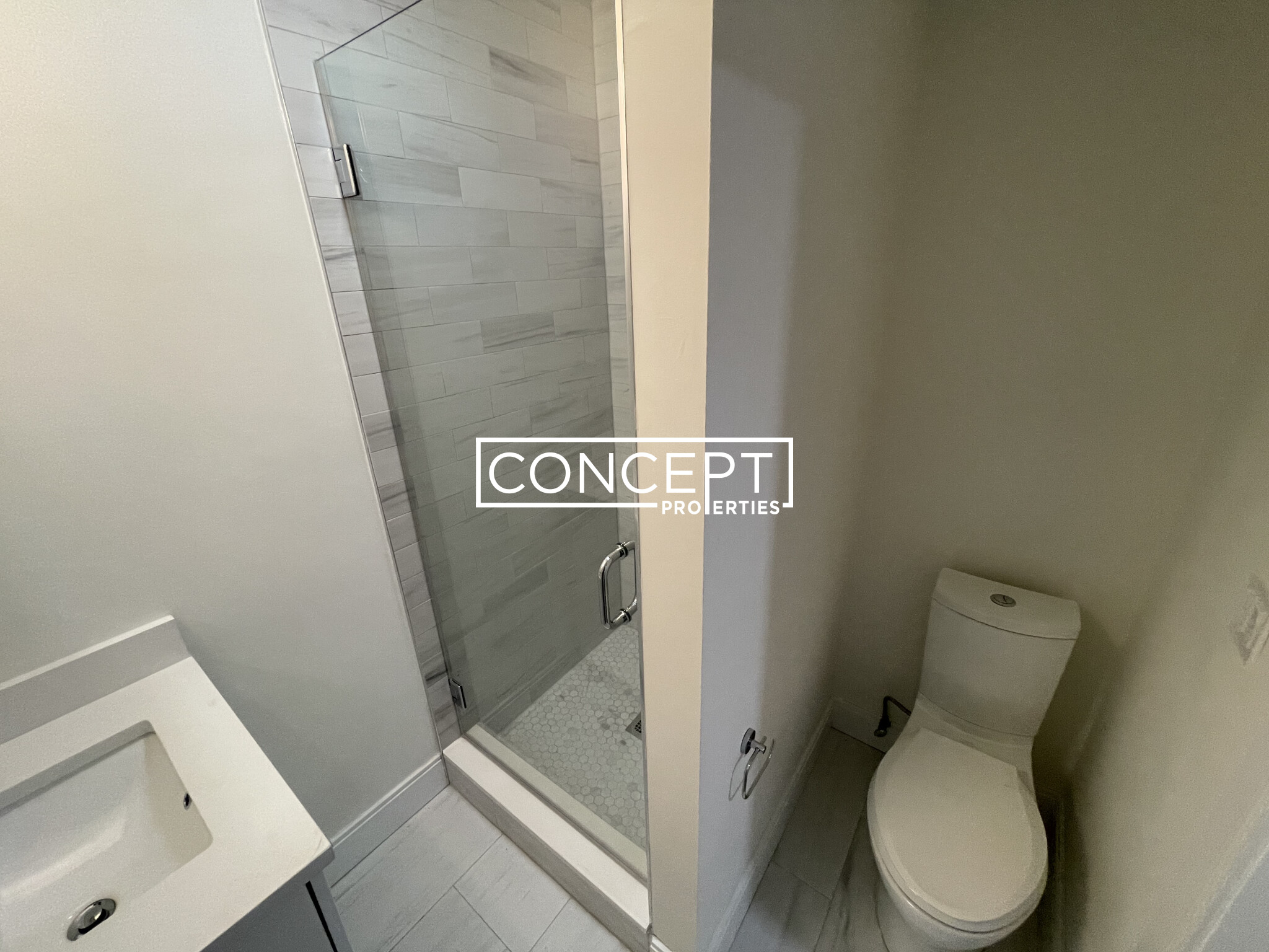 49 Alpine St, Roxbury