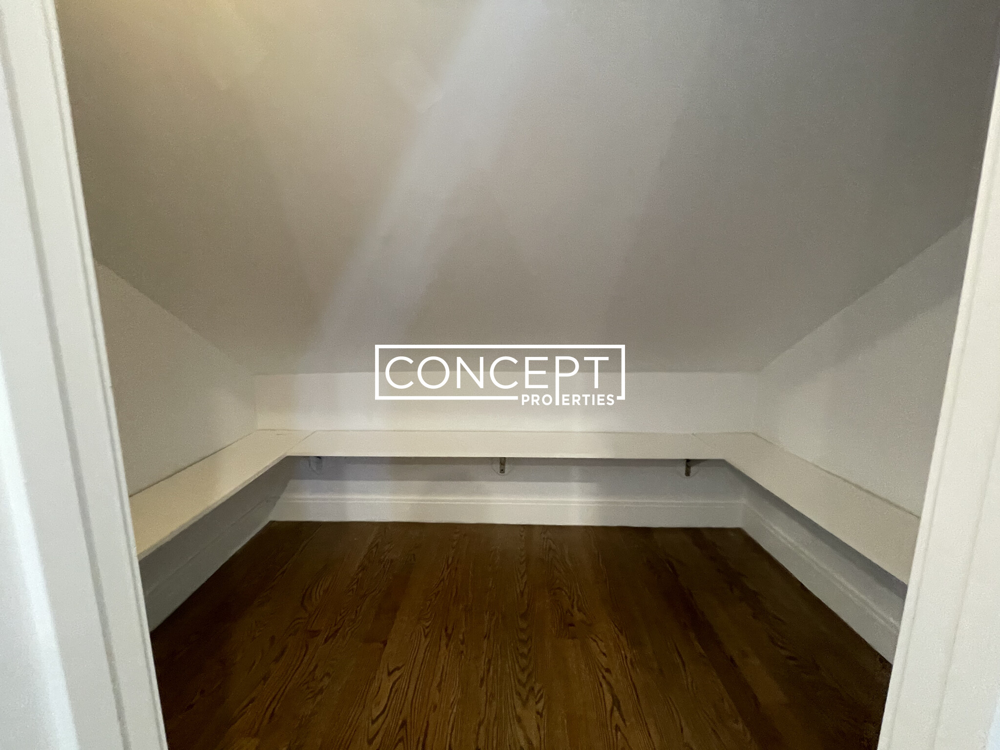 49 Alpine St, Roxbury