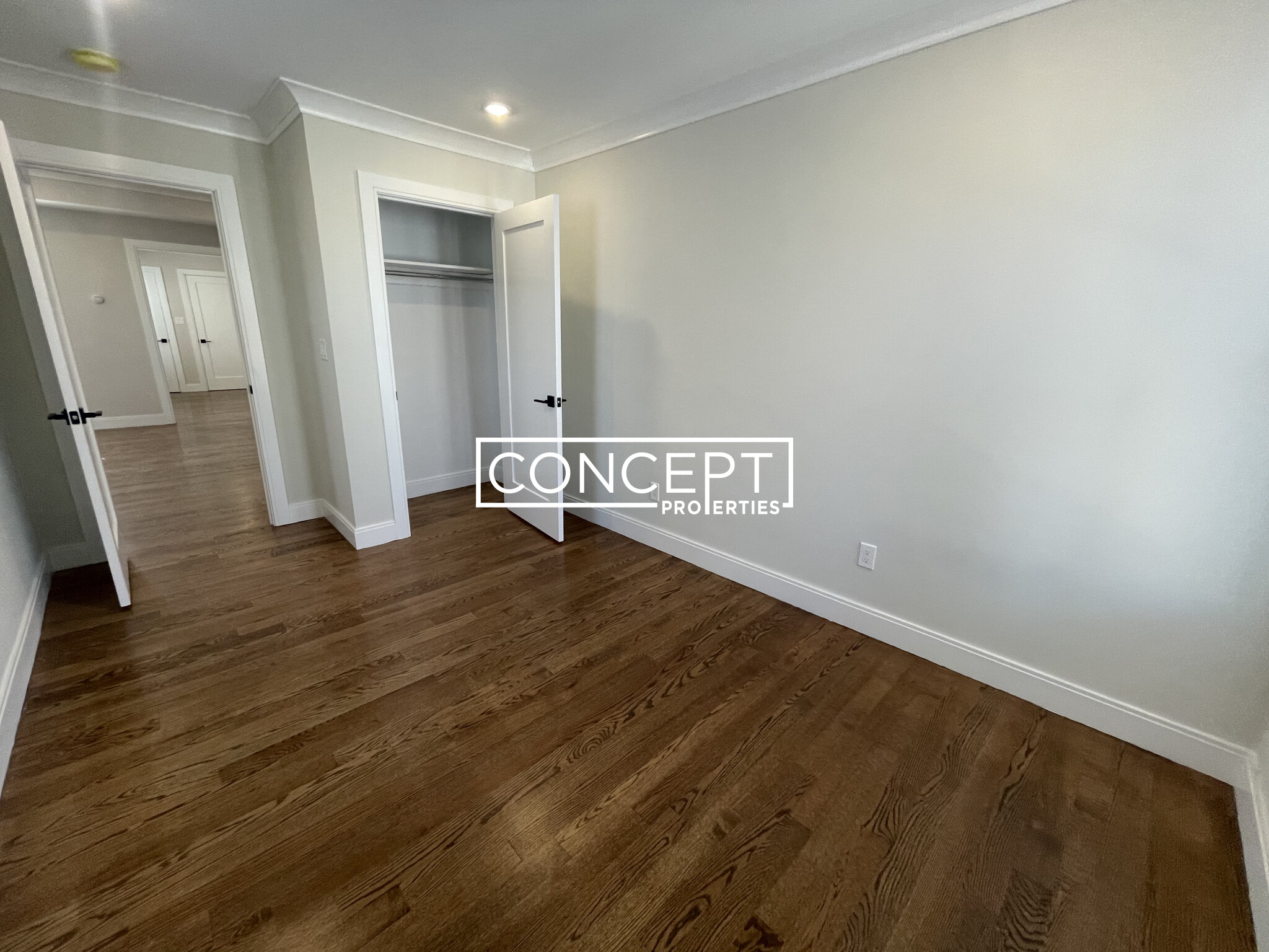 49 Alpine St, Roxbury