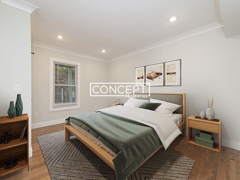 49 Alpine St, Roxbury