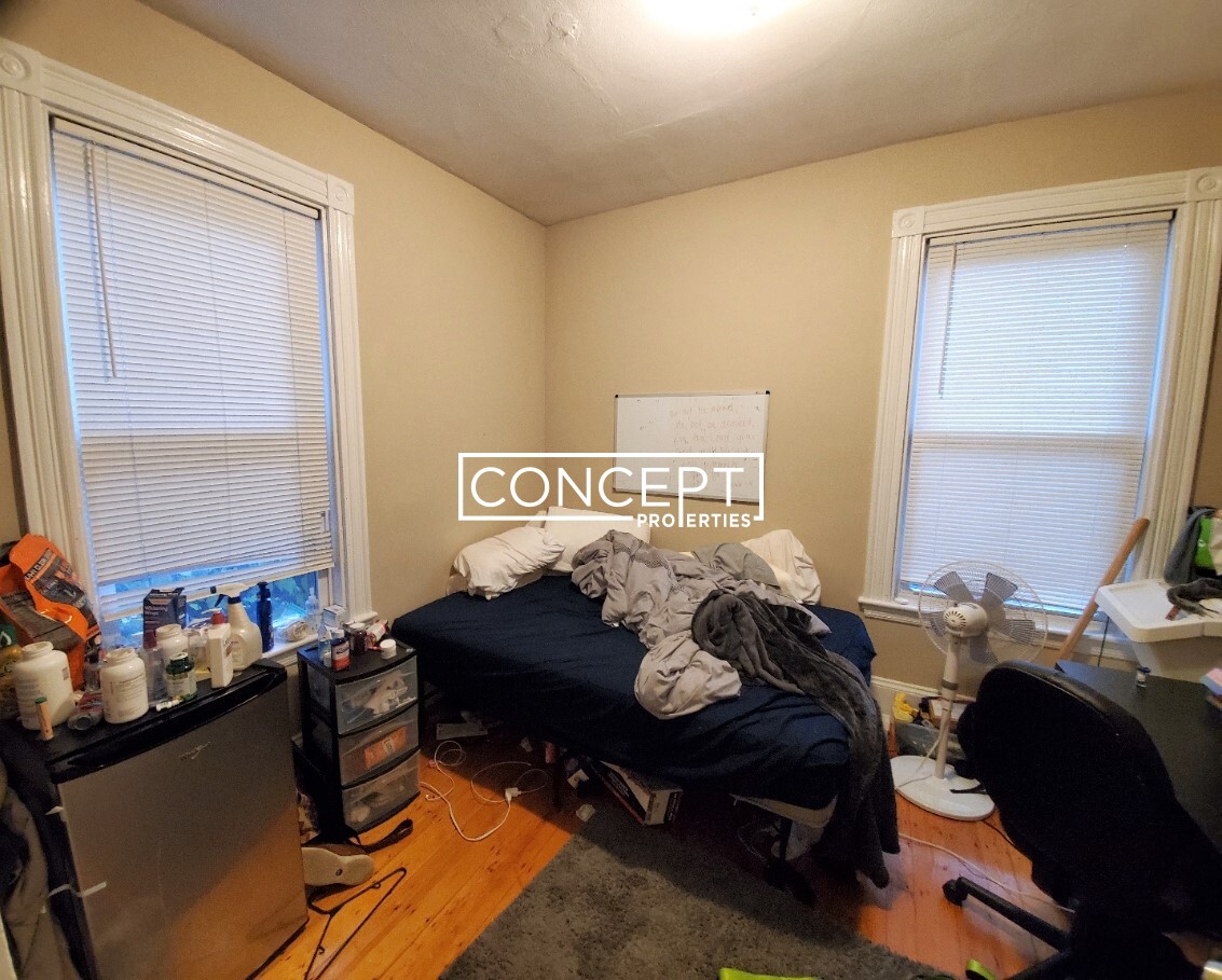 13 Sachem St, Mission Hill