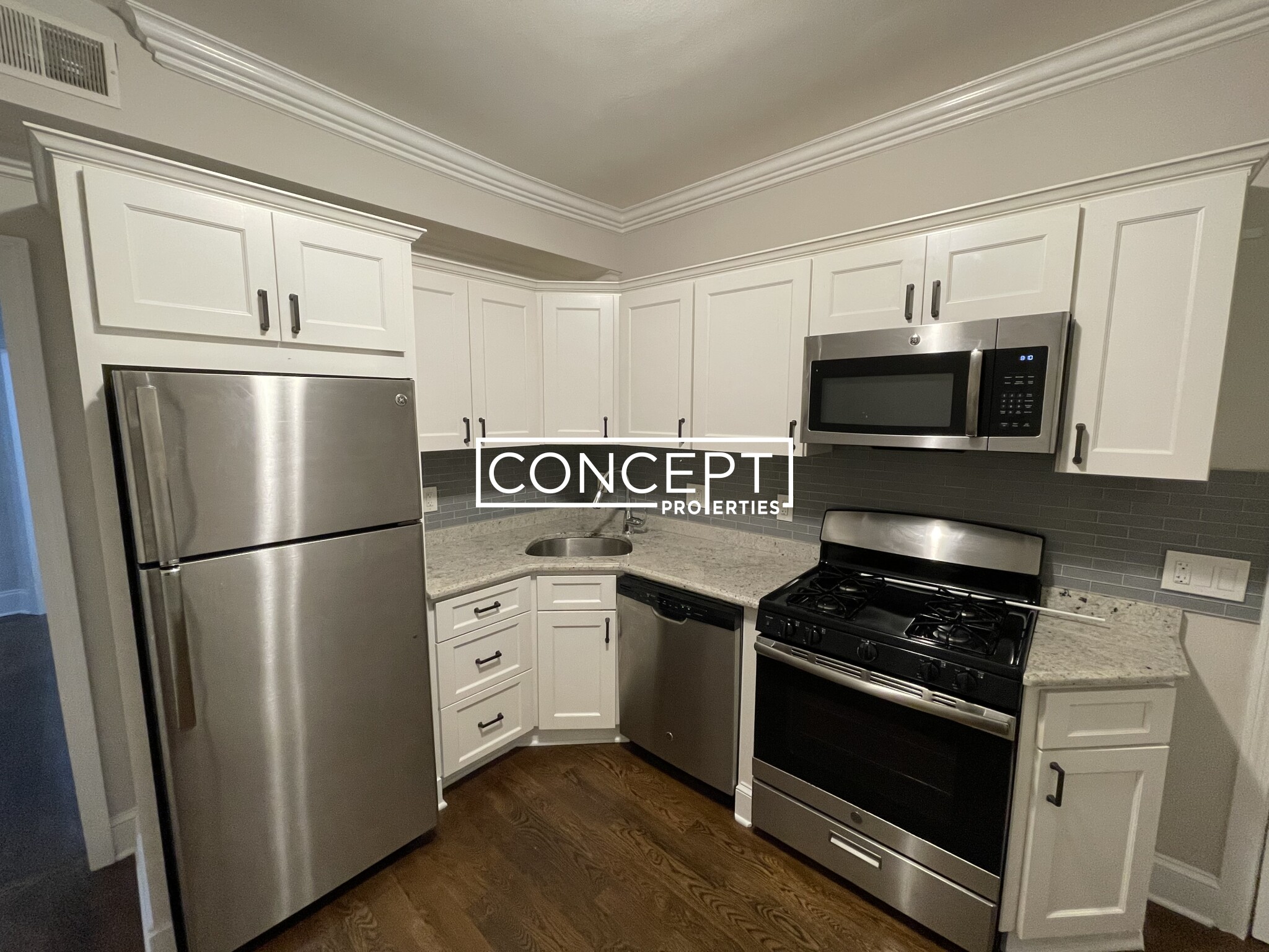 14 Townsend St, Roxbury