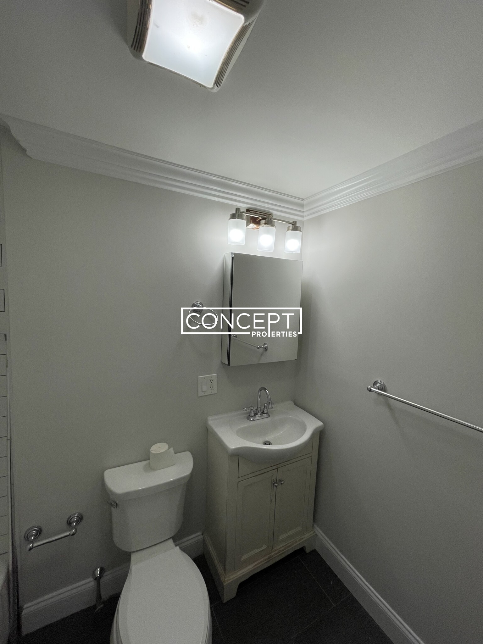 14 Townsend St, Roxbury