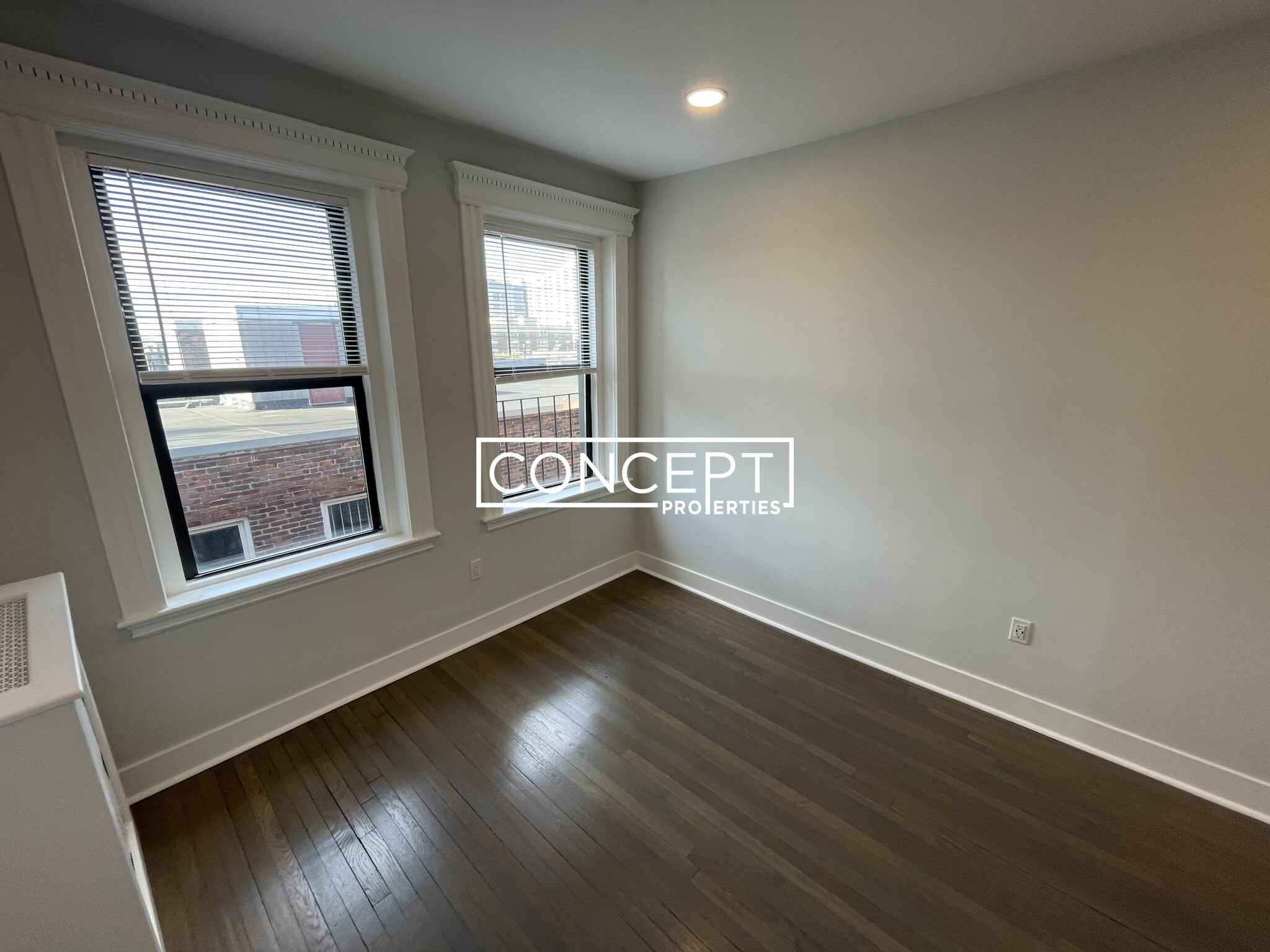 11 Queensberry St, Fenway