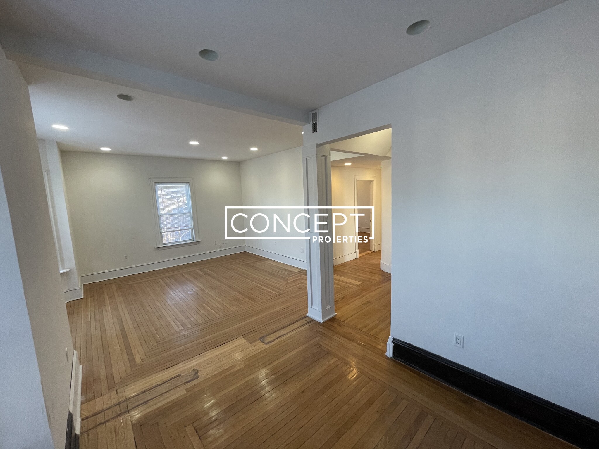 26 Woodville St, Roxbury