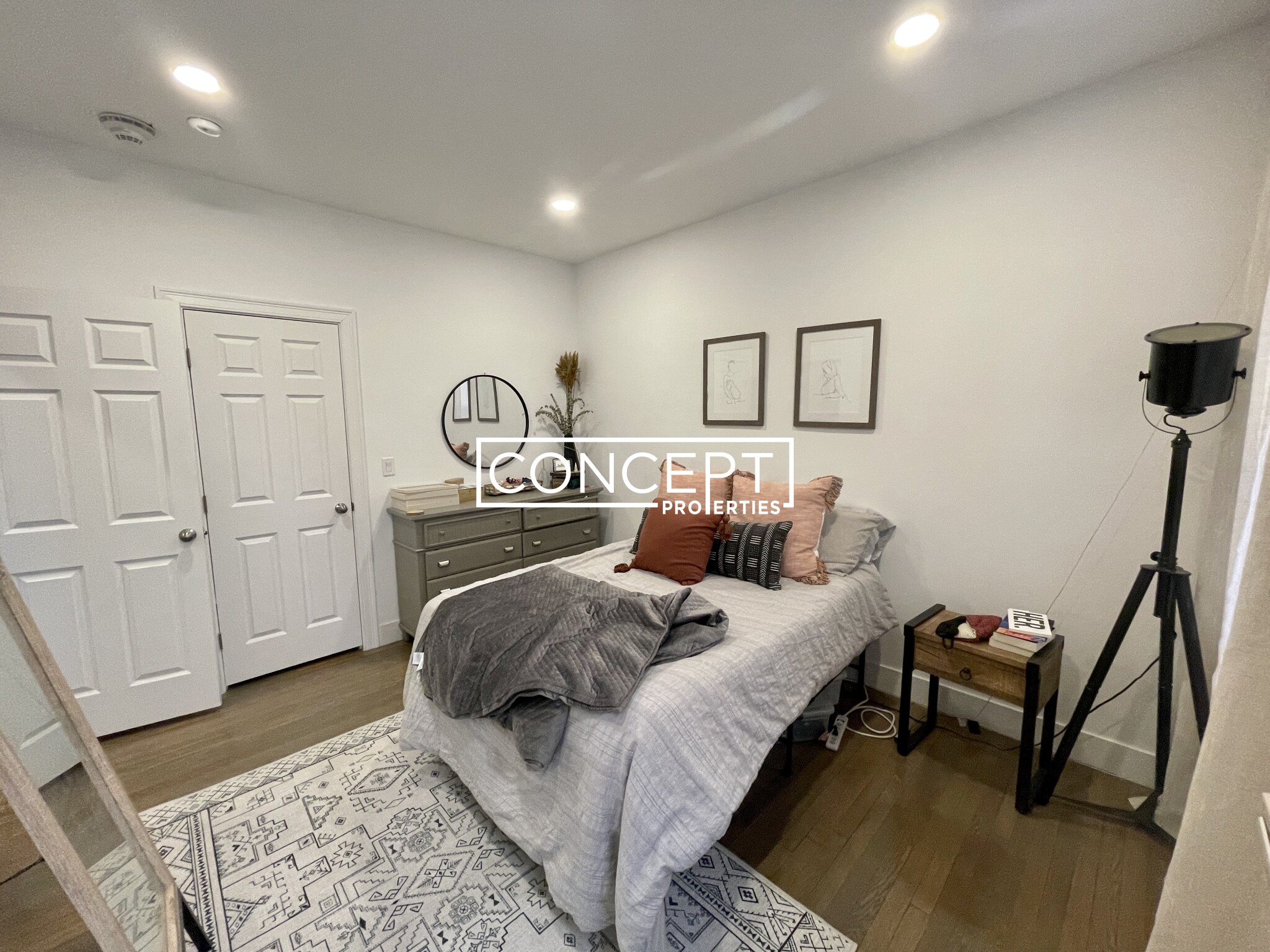 11 Queensberry St, Fenway