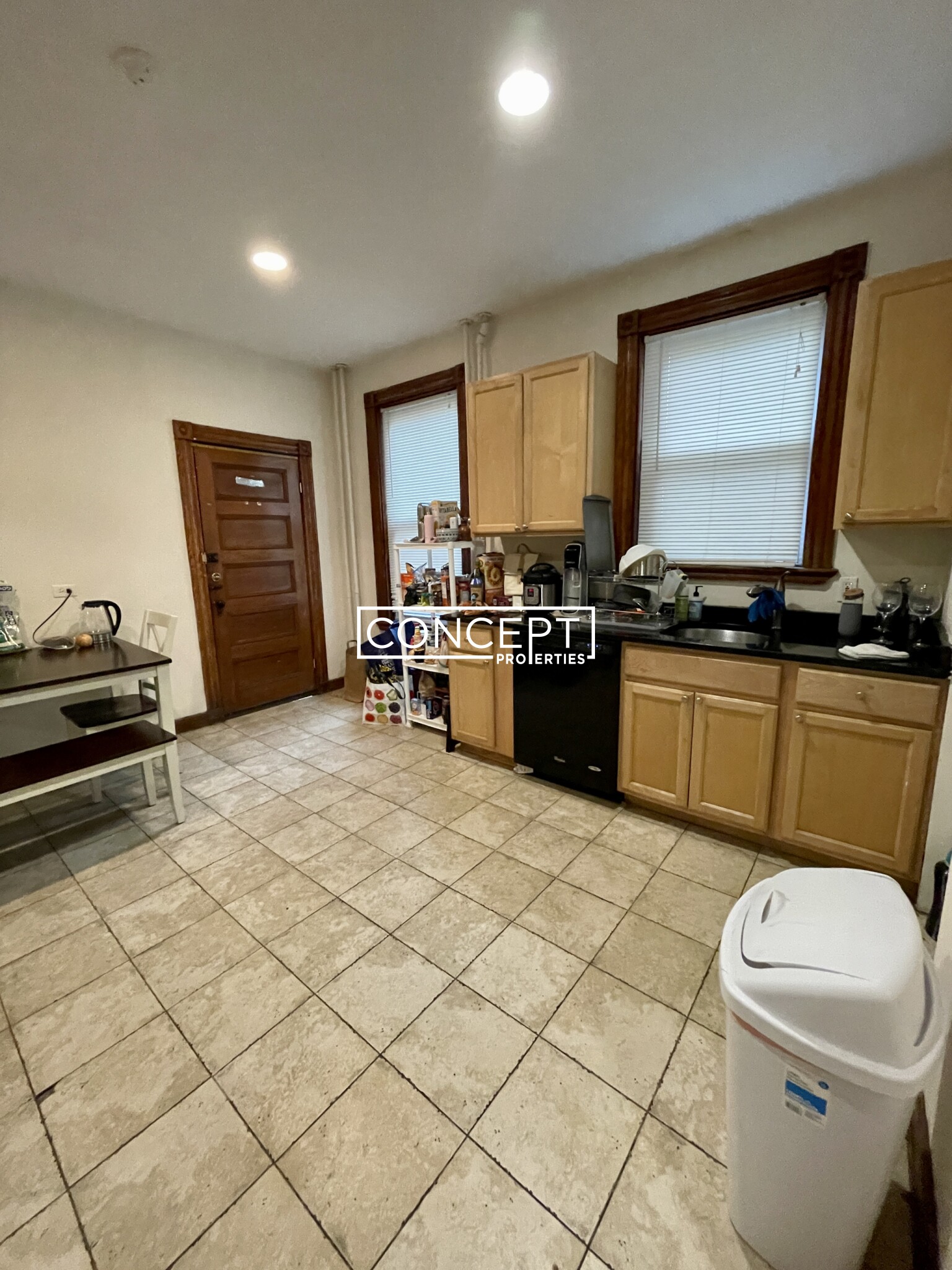 121 Calumet St, Mission Hill