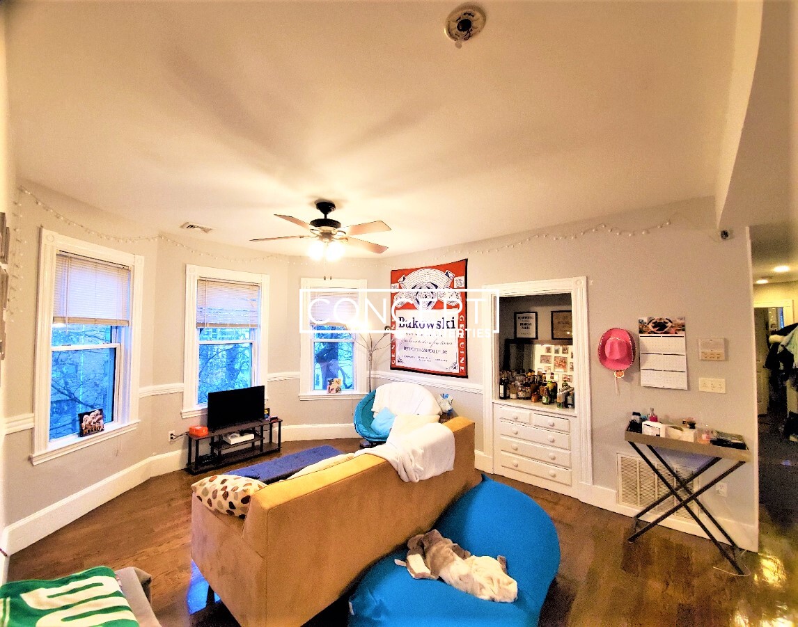 19.2 Parker Hill Ave, Mission Hill