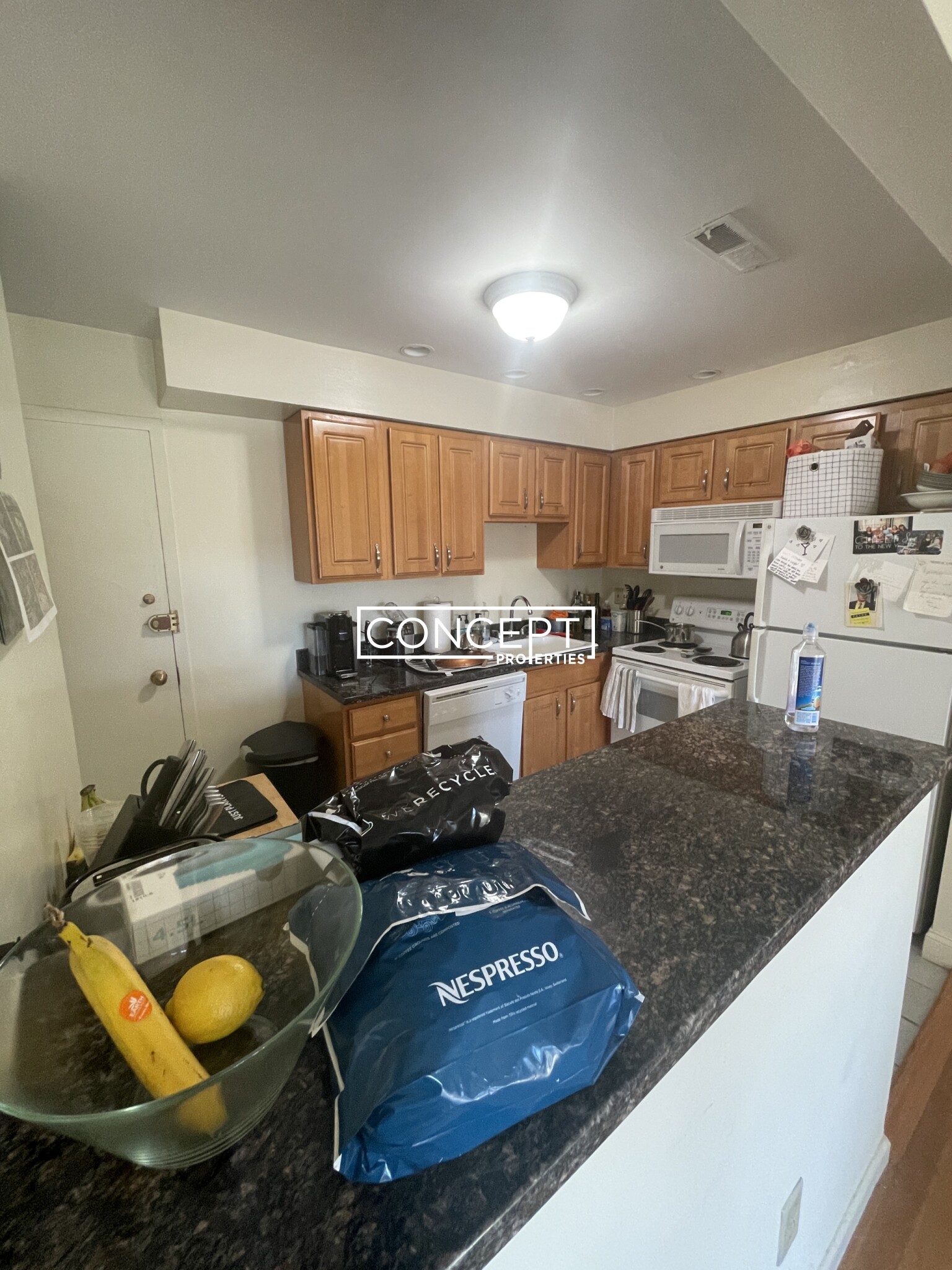 320 Hammond Pond Pkwa, Chestnut Hill