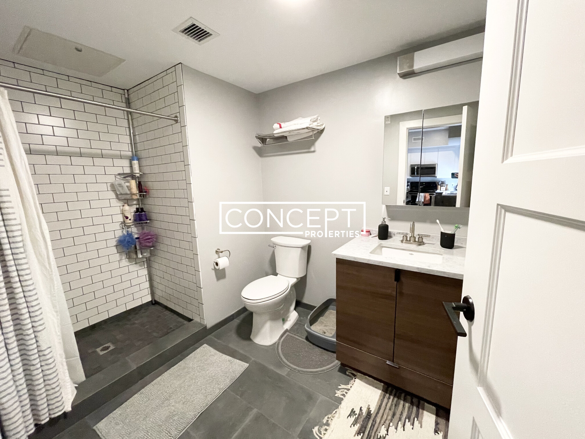 100 Hemenway St, Fenway