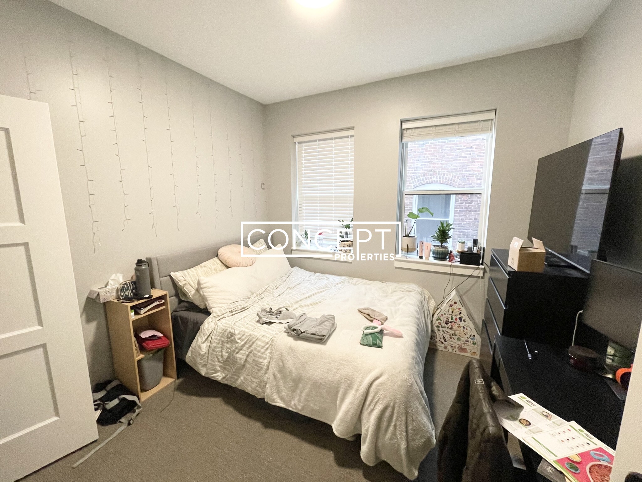 100 Hemenway St, Fenway