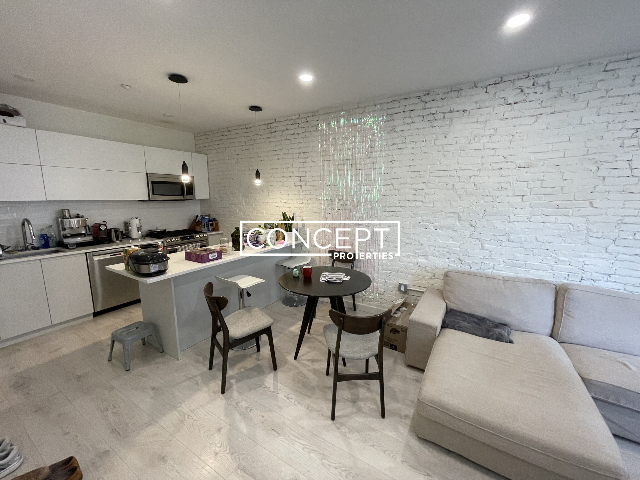 2 Worthington St, Mission Hill