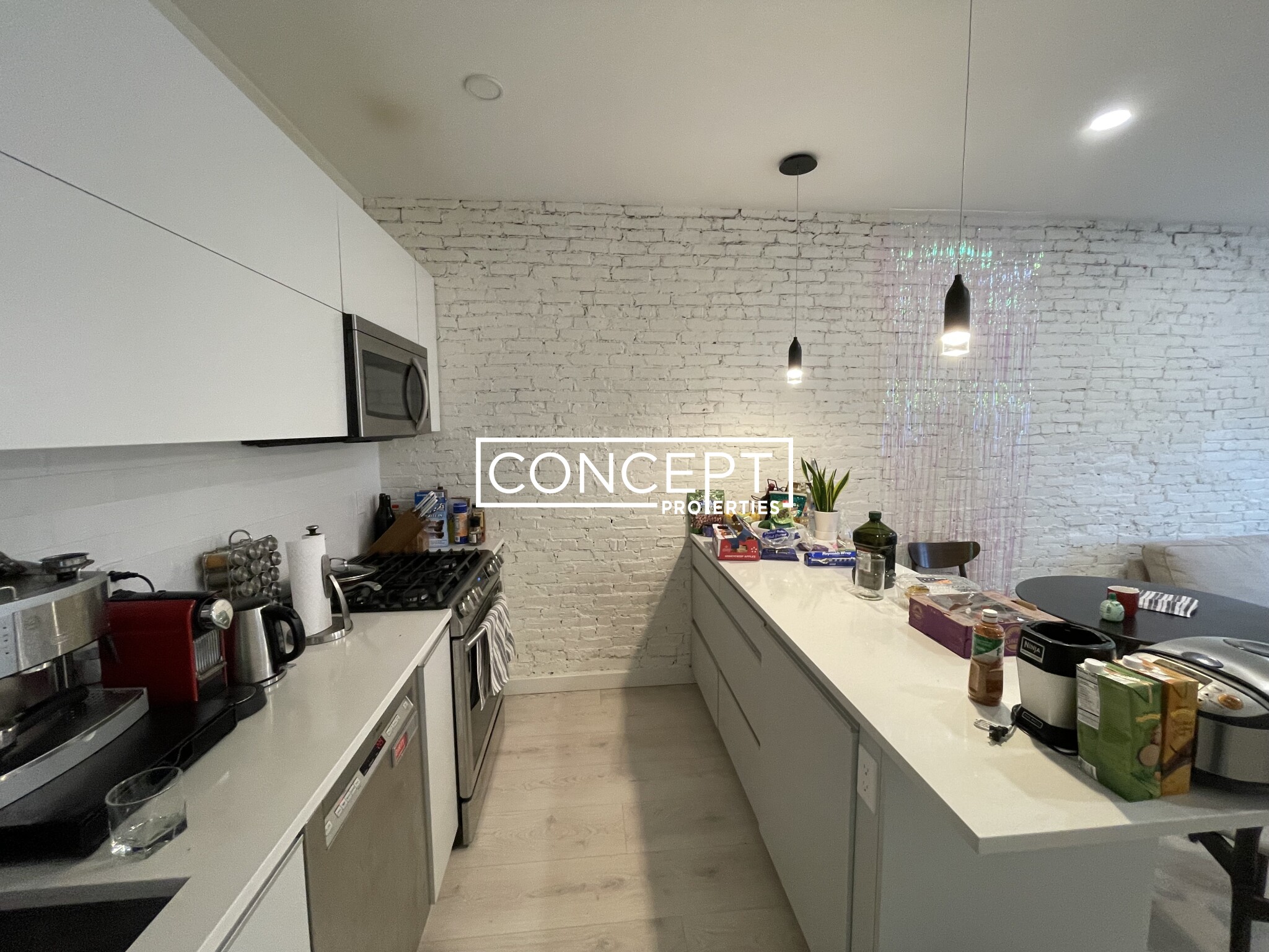 2 Worthington St, Mission Hill