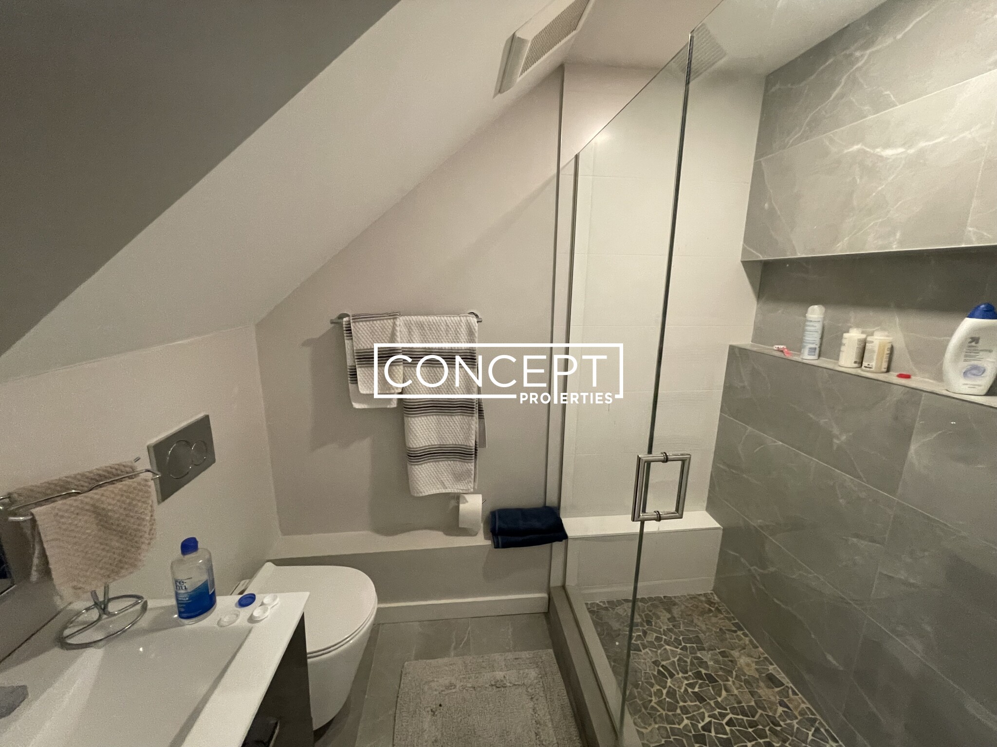 2 Worthington St, Mission Hill