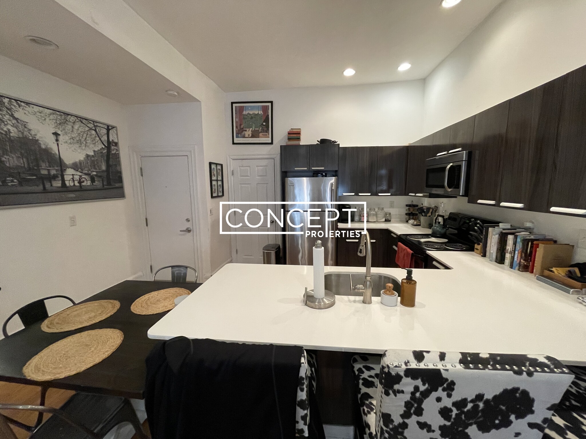 127 Saint Botolph St, Back Bay