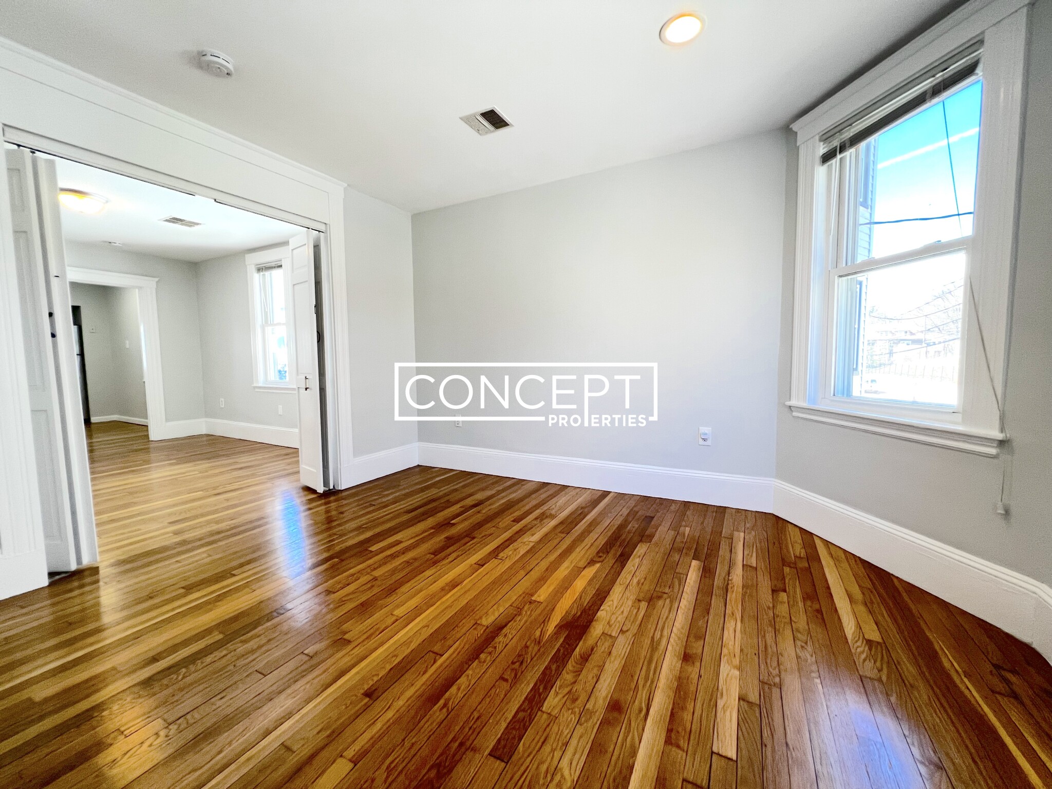 116 Gladstone St, East Boston