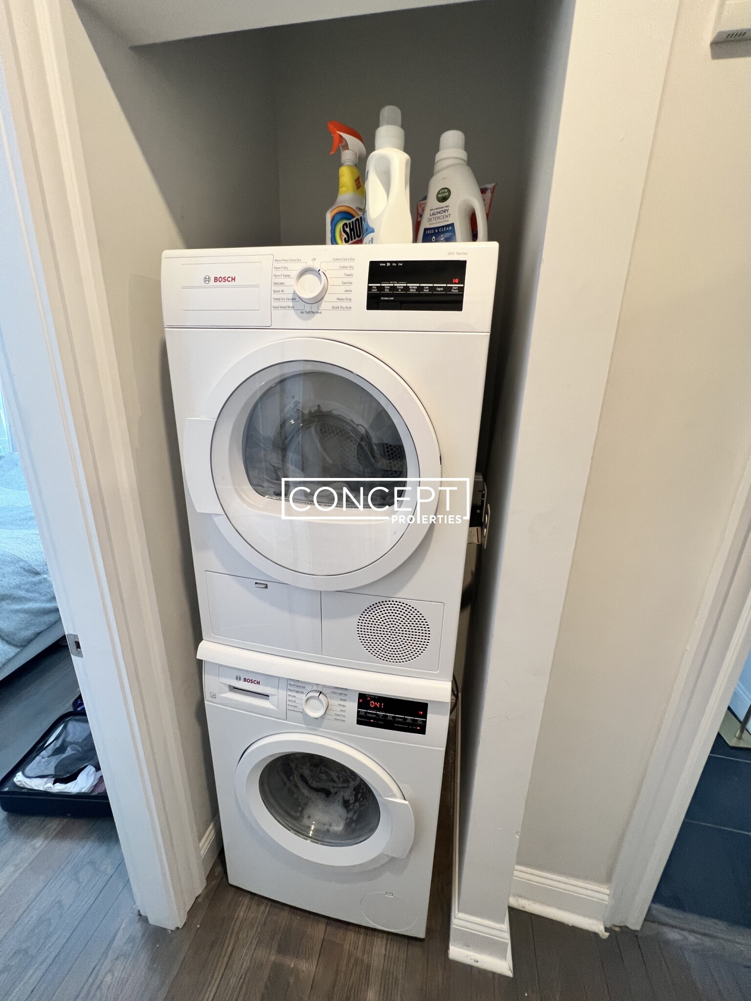 102 Queensberry St, Fenway