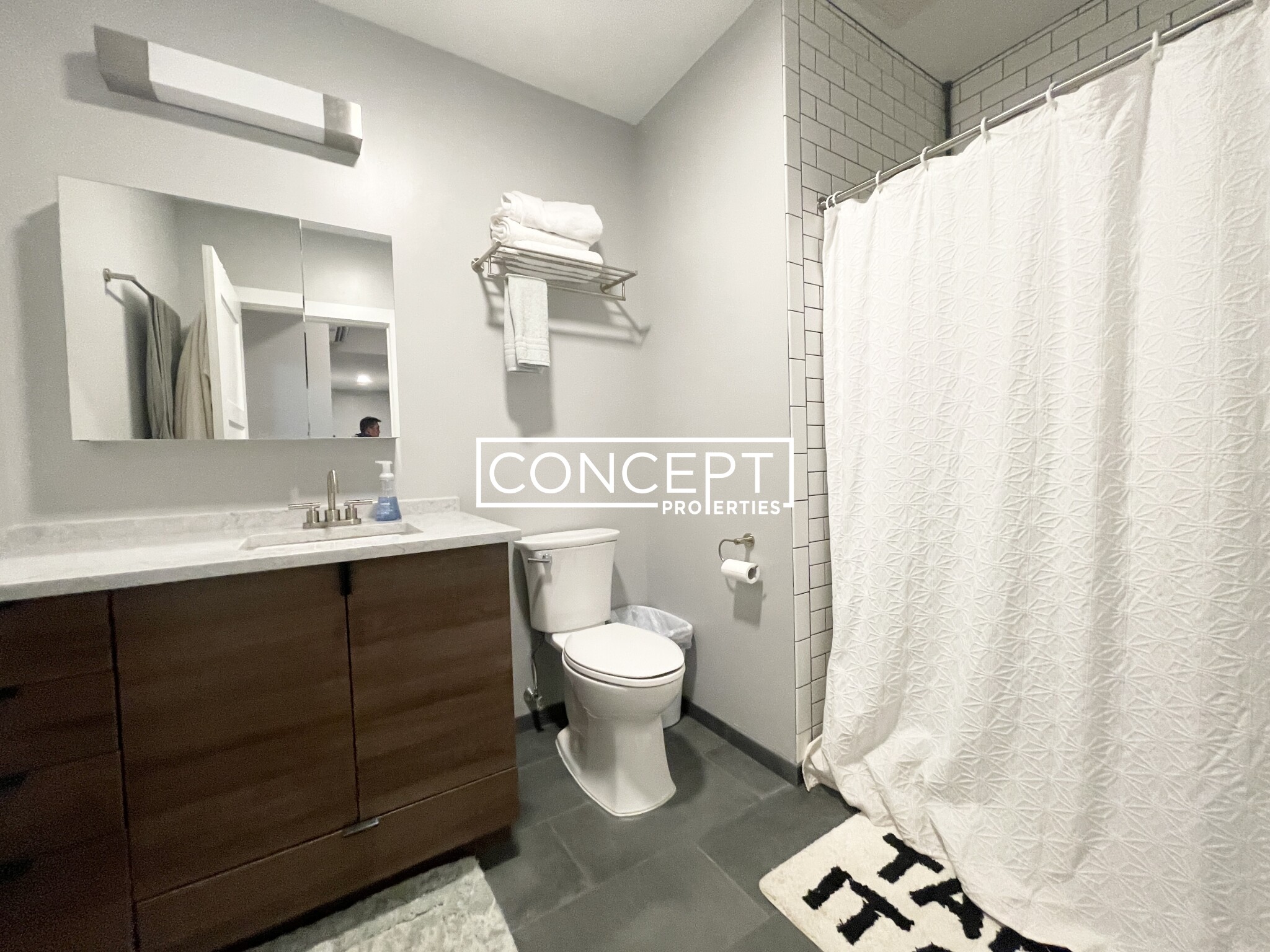 100 Hemenway St, Fenway