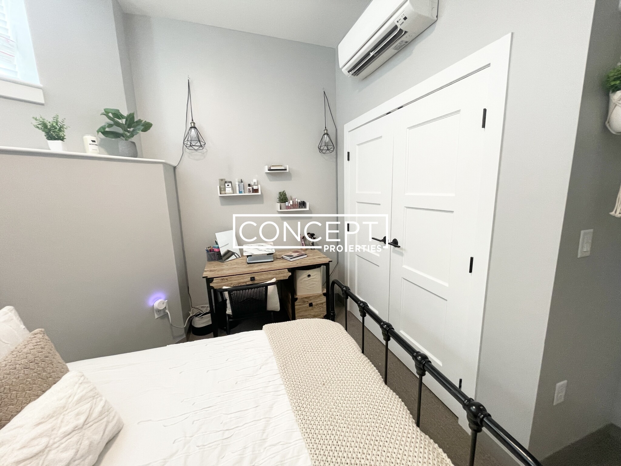 100 Hemenway St, Fenway