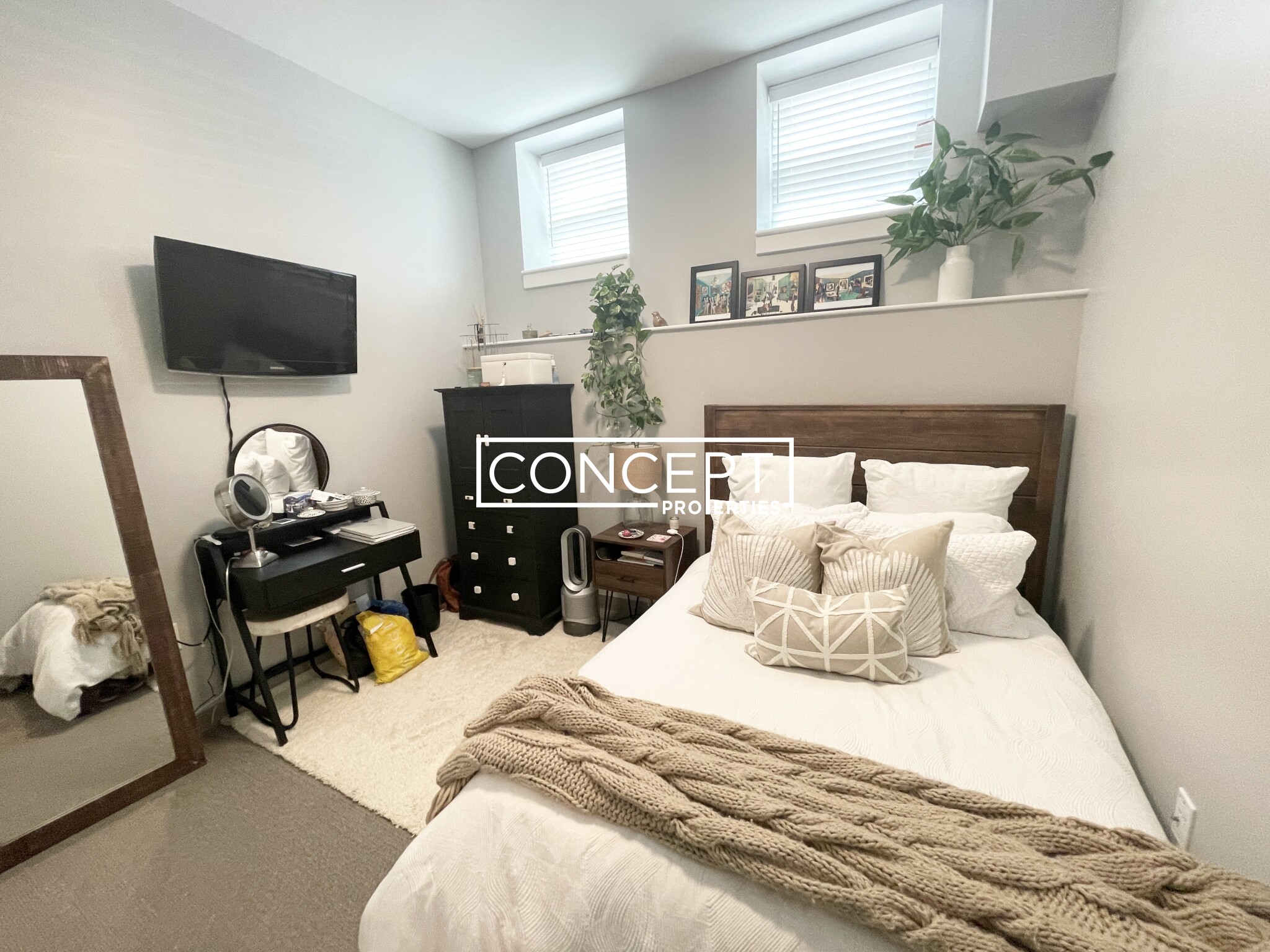 100 Hemenway St, Fenway