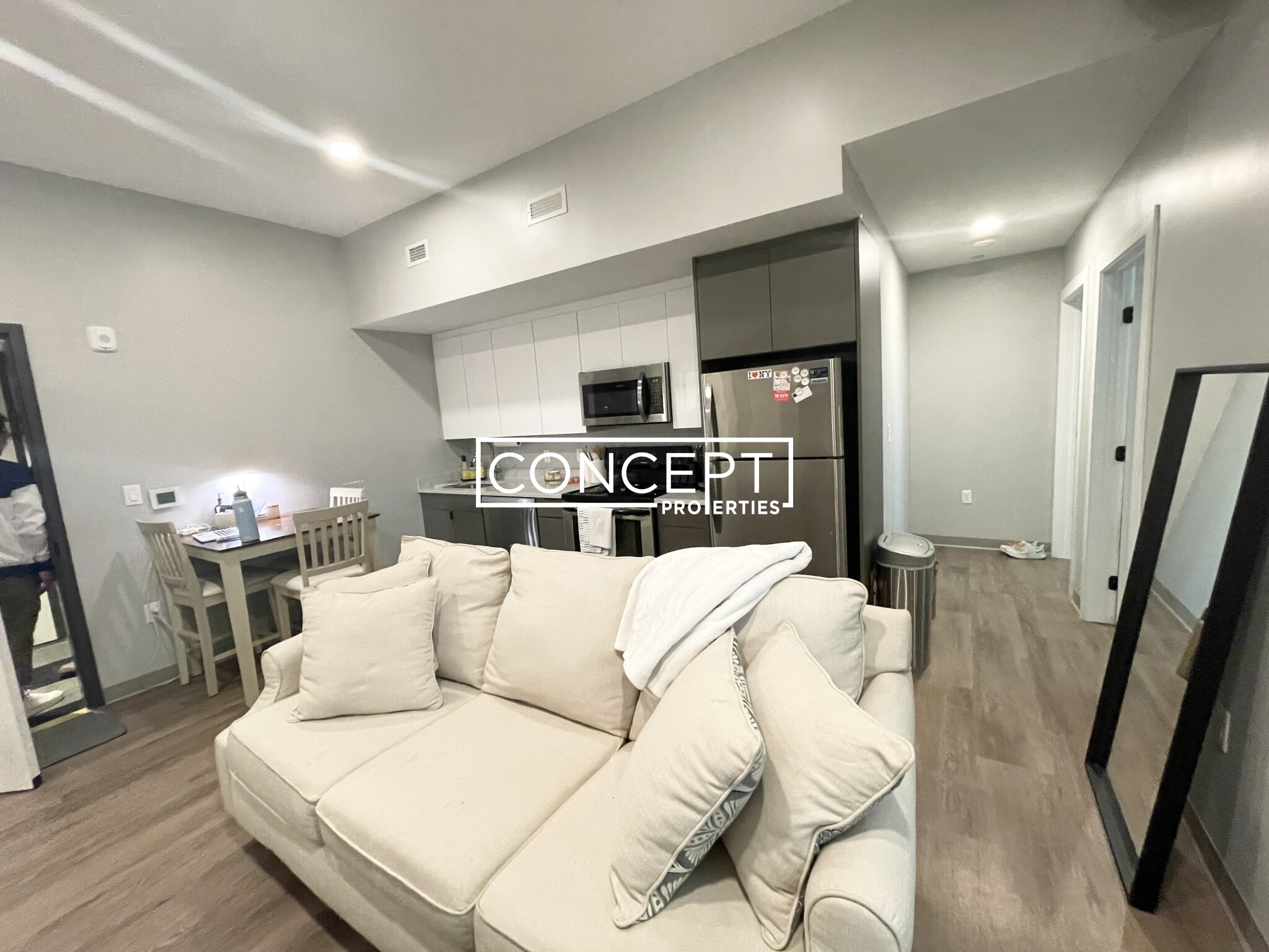 100 Hemenway St, Fenway