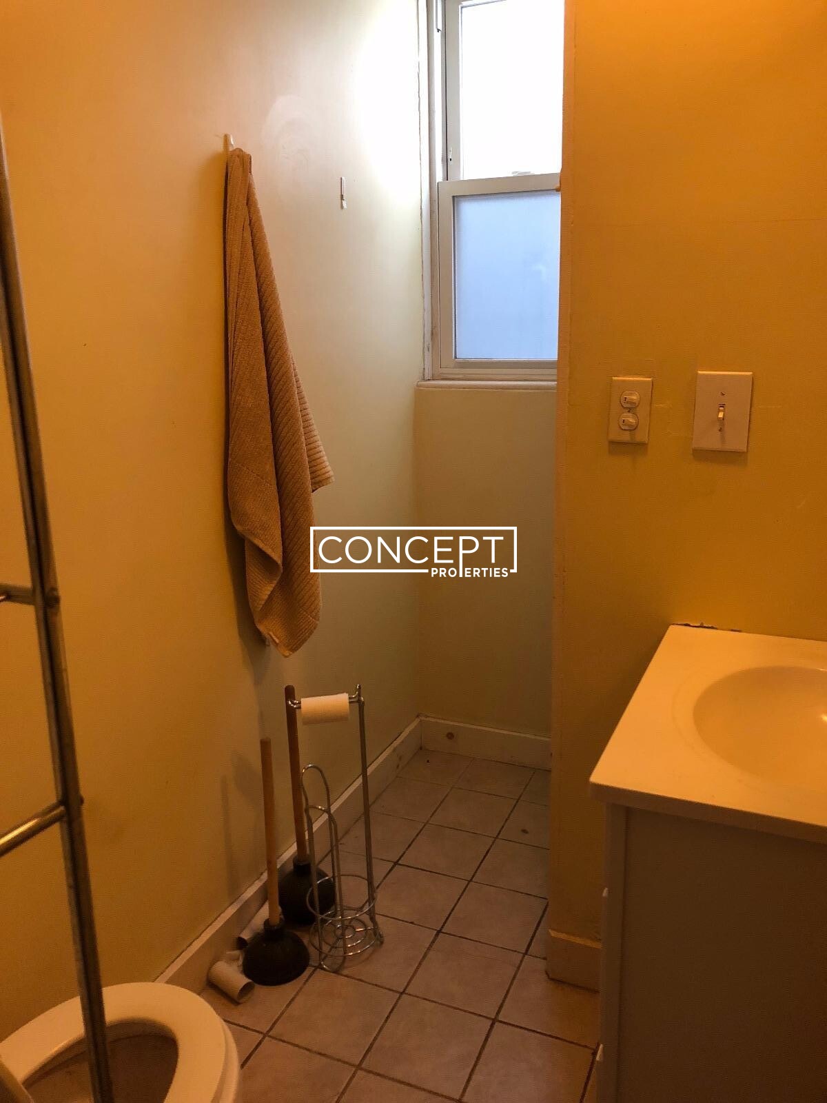 75 Hillside St, Mission Hill