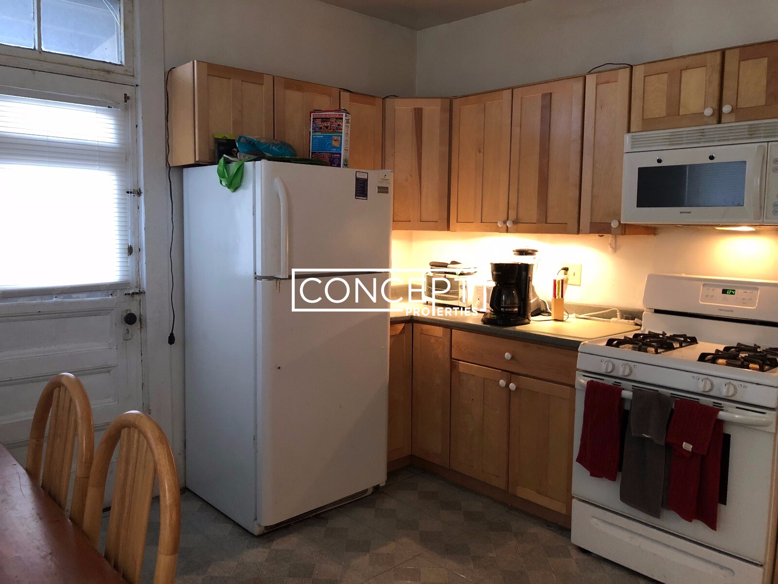 75 Hillside St, Mission Hill