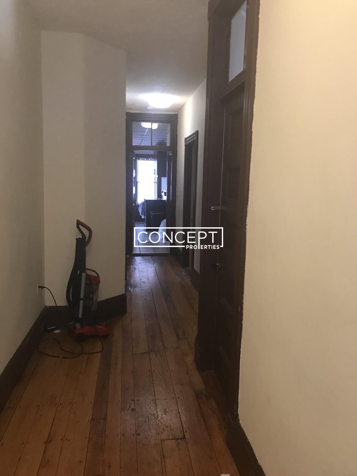 67 Hillside St, Mission Hill