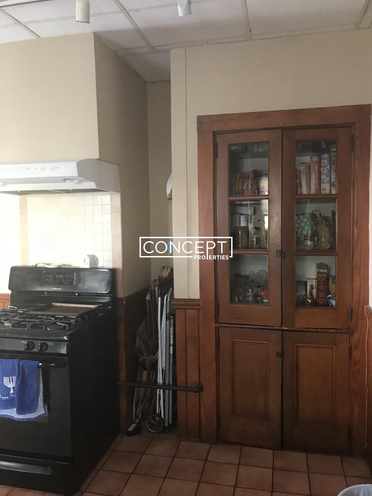 67.2 Hillside St, Mission Hill